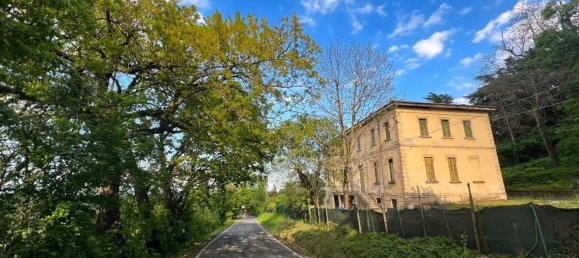 7 rooms Villa in Albinea, Italy No. 69976 9