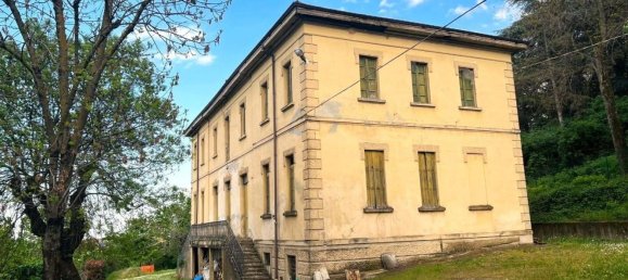 7 rooms Villa in Albinea, Italy No. 69976 5