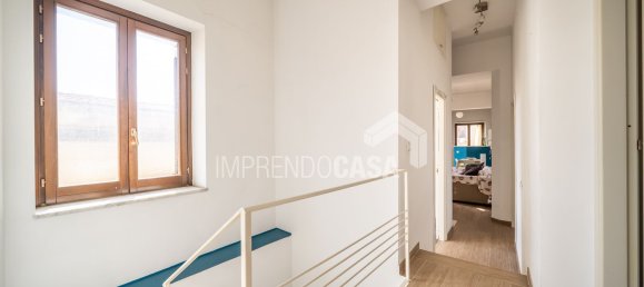 Apartamento de 3 dormitorios en Palermo, Italy No. 316808 19