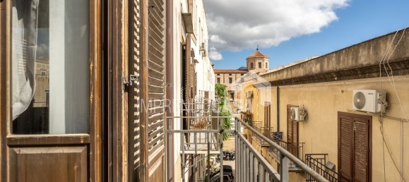 Apartamento de 3 dormitorios en Palermo, Italy No. 316808 22