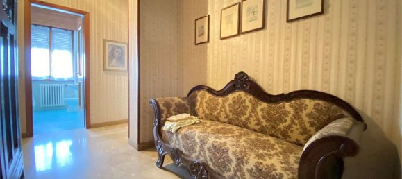 5 Schlafzimmer Gebäude in Besozzo, Italy, Nr. 72619 13