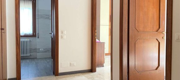 5 Schlafzimmer Gebäude in Besozzo, Italy, Nr. 72619 8