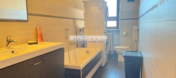 2 rooms Apartment in Turin, Italy No. 40793 28