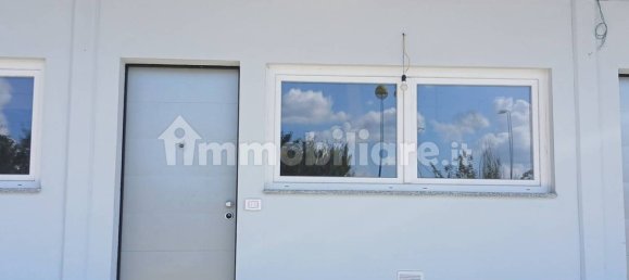 3-Zimmer Gewerbliche Immobilie in Milan, Italy, Nr. 341832 2