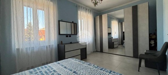 2 bedrooms Apartment in Airasca, Italy No. 61100 4