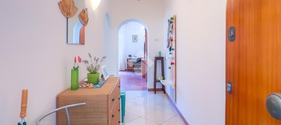 2 bedrooms Apartment in Formia, Italy No. 268762 6