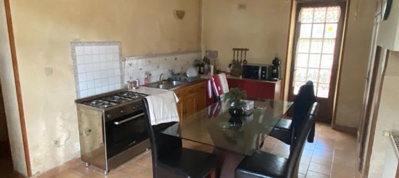 2 bedrooms House in Charnizay, France No. 62758 17