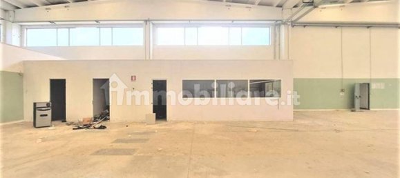 3062m² Warehouse in Giuliano Teatino, Italy No. 318860 6