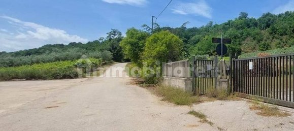 3062m² Warehouse in Giuliano Teatino, Italy No. 318860 3