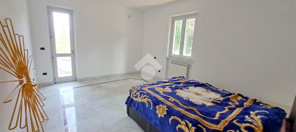 Villa de 3 dormitorios en Patrica, Italy No. 310123 2