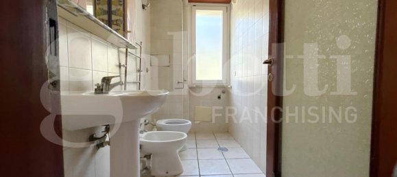 5-salle Appartement à Angri, Italy No. 135204 17