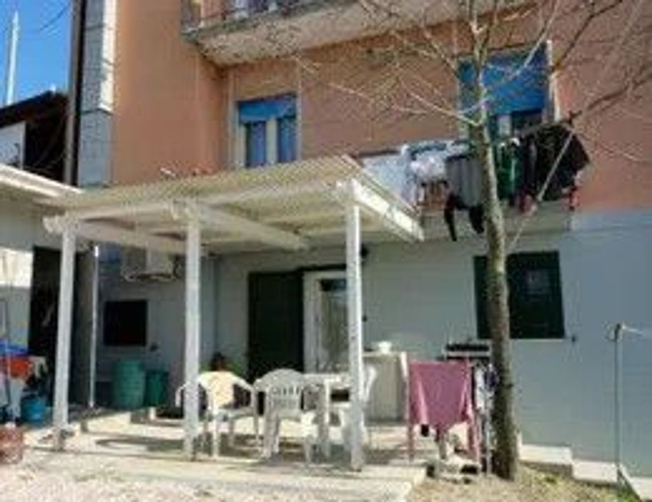 4غرفة شقة في Roncofreddo, Italy رقم 98243