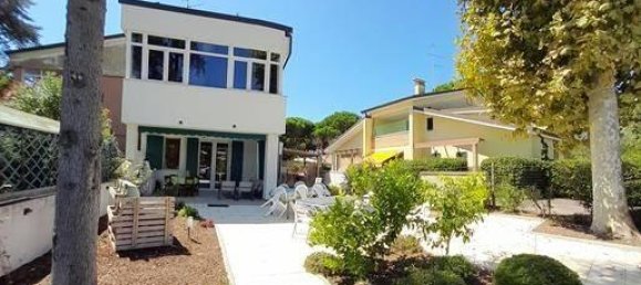 4 rooms Villa in Comacchio, Italy No. 120392 3