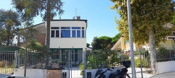 4 rooms Villa in Comacchio, Italy No. 120392 6