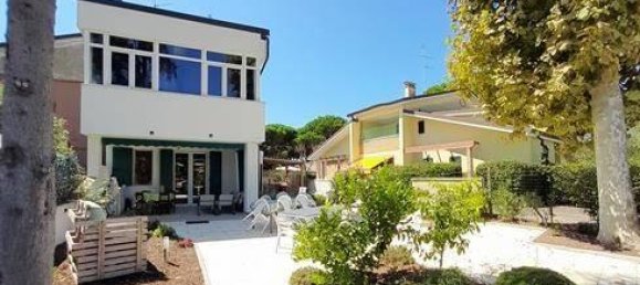 4 rooms Villa in Comacchio, Italy No. 120392 2