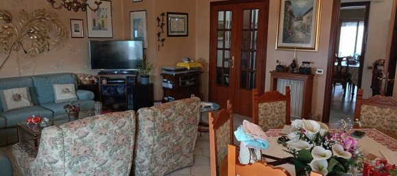 4 rooms Apartment in Catania, Italy No. 301905 6