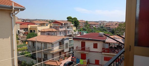 4 rooms Apartment in Catania, Italy No. 301905 4