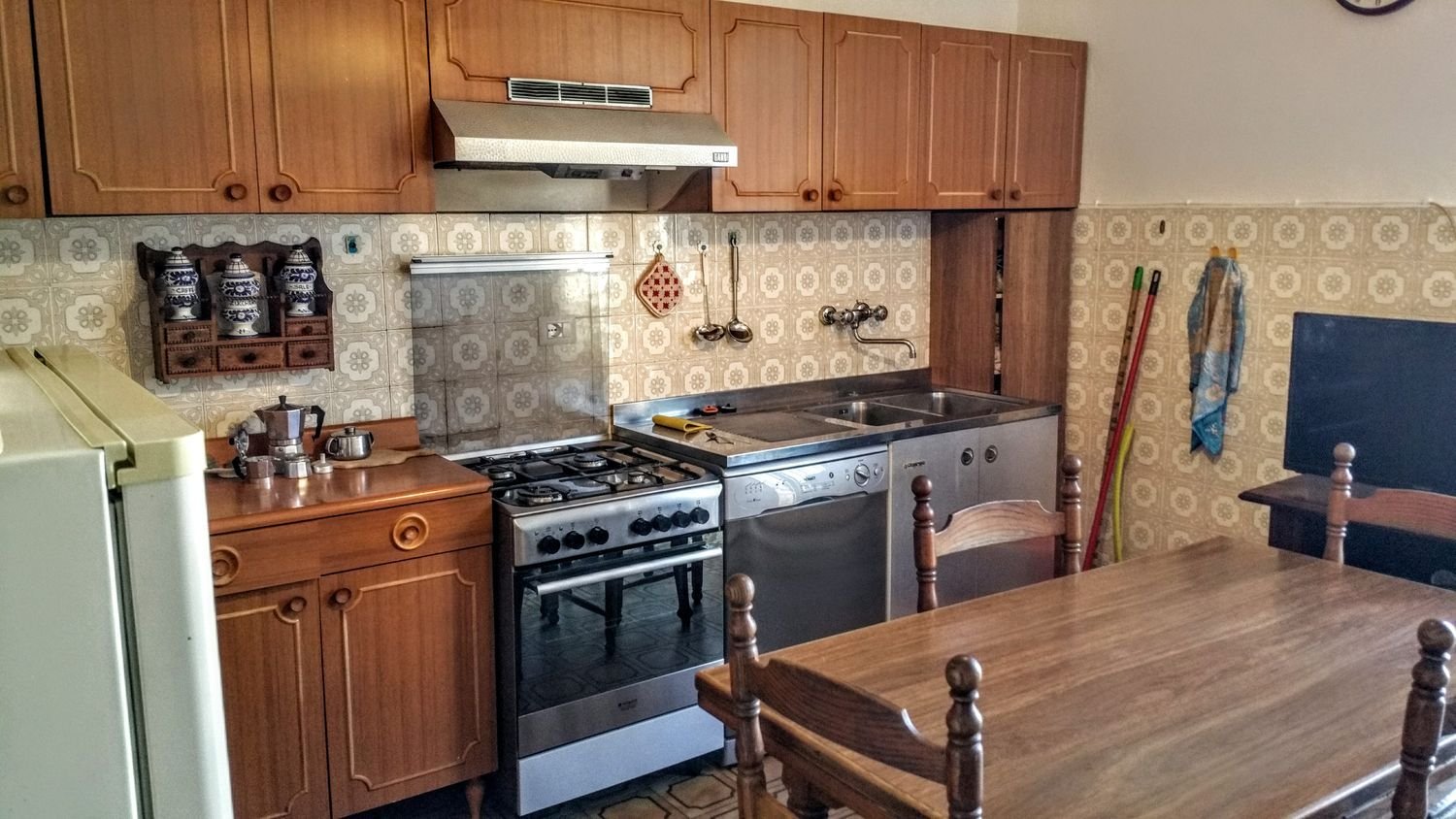 4-salle Appartement à Reggello, Italy No. 256023