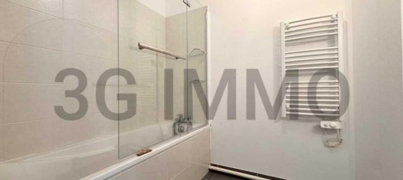 2 bedrooms Apartment in Le Cres, France No. 192426 10