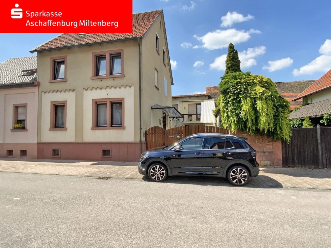 Moradia em banda de 8 divisões em Miltenberg, Germany N.º 229329