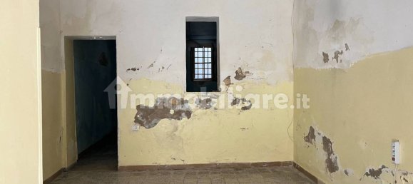 3 bedrooms Apartment in Foggia, Italy No. 355548 3