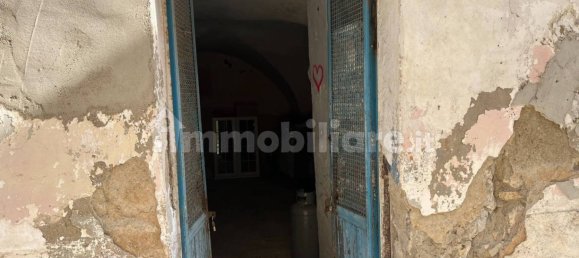 3 bedrooms Apartment in Foggia, Italy No. 355548 9