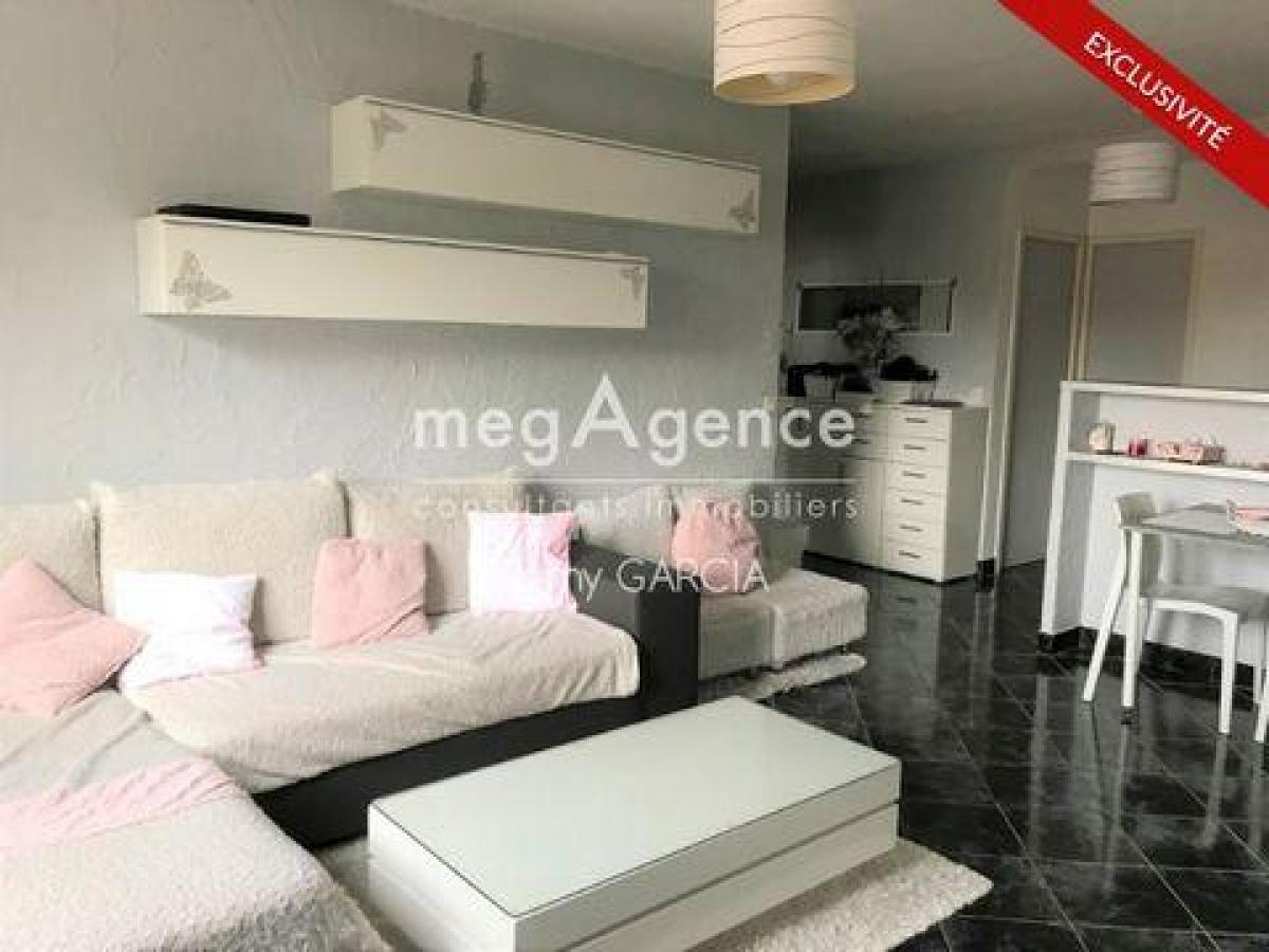 Квартира с 2 спальнями в Саснаж, Франция № 25570