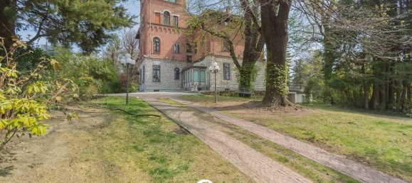 11 bedrooms Villa in Varese, Italy No. 188326 21