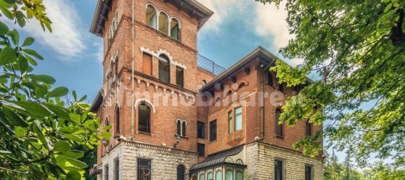 11 bedrooms Villa in Varese, Italy No. 188326 19