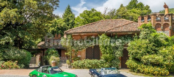 11 bedrooms Villa in Varese, Italy No. 188326 7