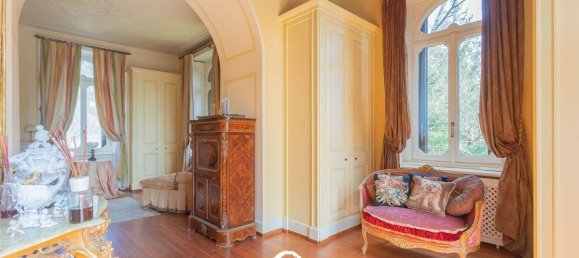 11 bedrooms Villa in Varese, Italy No. 188326 15
