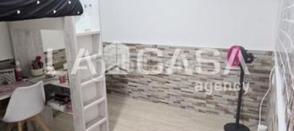 3 bedrooms Commercial property in Badalona, Spain No. 141365 3