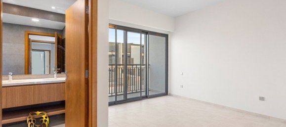 4 bedrooms Townhouse in Dubai Land, UAE No. 35265 16