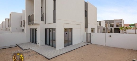 4 bedrooms Townhouse in Dubai Land, UAE No. 35265 4