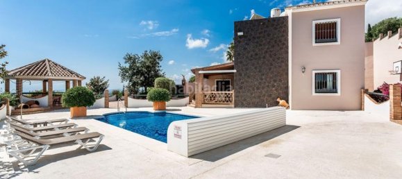 6 bedrooms Villa in Estepona, Spain No. 100778 10