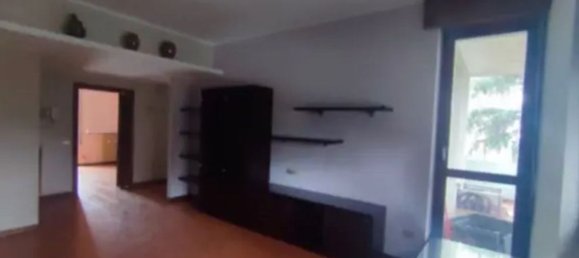 Квартира с 3 комнатами в Аграте Брианца, Италия № 155690 9