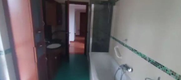 Квартира с 3 комнатами в Аграте Брианца, Италия № 155690 7