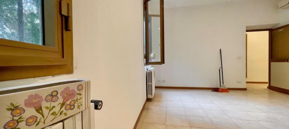 8 rooms Duplex in Florence, Italy No. 192143 28