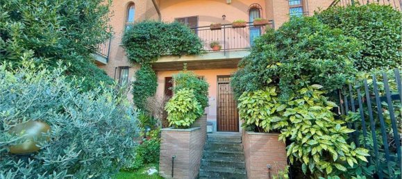 5 rooms Villa in Roncello, Italy No. 15636 12