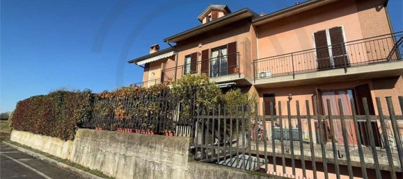5 rooms Villa in Roncello, Italy No. 15636 11