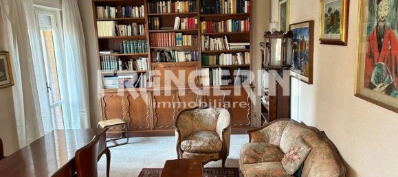 8 rooms Apartment in Livorno, Italy No. 225097 10