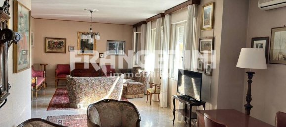 8 rooms Apartment in Livorno, Italy No. 225097 15