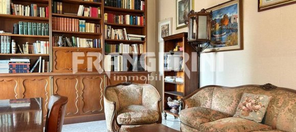 8 rooms Apartment in Livorno, Italy No. 225097 8