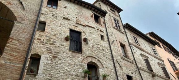 Квартира с 6 комнатами в Ночера Умбра, Италия № 233354 7