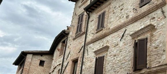 Квартира с 6 комнатами в Ночера Умбра, Италия № 233354 9