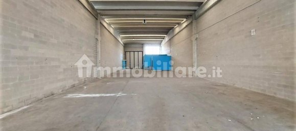 Склад 500м² в Малео, Италия № 311095 10