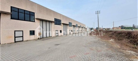 Склад 500м² в Малео, Италия № 311095 2