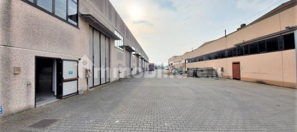 Склад 500м² в Малео, Италия № 311095 18