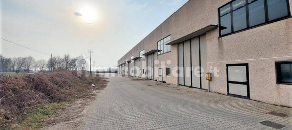 Склад 500м² в Малео, Италия № 311095 7