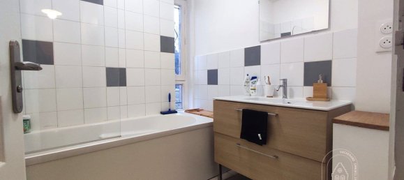 2 bedrooms Apartment in Marcq-en-Baroeul, France No. 42720 3